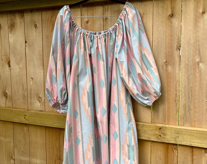 Raglan Dress - Aztec