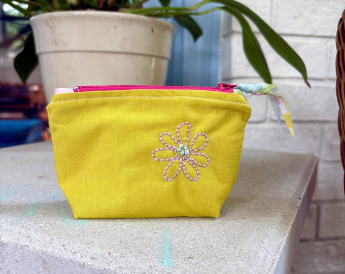 Tiny Zipper Pouch - Chartreuse Flower