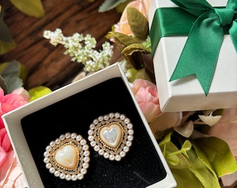 Queen of Hearts Button Jewels: Pearl Heart Button Covers