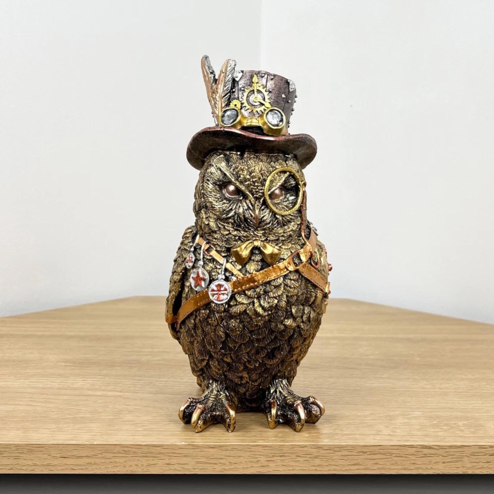 Steampunk Resin Figurine of the Wise Owl &ndash; Mechanical Fantasy Art Sculpture, Gothic Collectibl