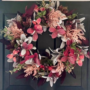 Moody Mauve & Plum Fall Wreath – Front Door Wreath with Faux Florals, Burgundy Leaves and Berries, Autumn Wreath for Everyday Decor