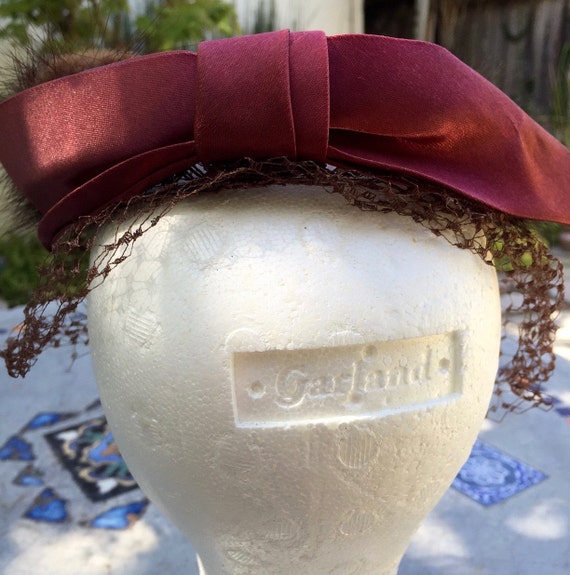 Vintage Hat with Mink Trim and Netting - image 4