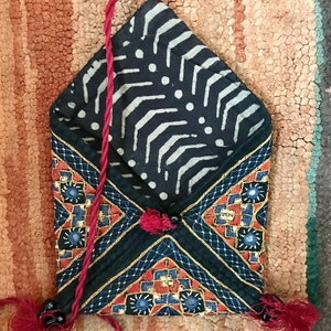 Indian Pouch
