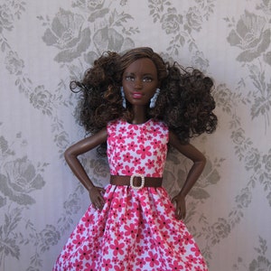 ropa para barbie curvy