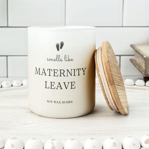 Smells Like &#39;Maternity Leave&#39; Candle, Funny Pregnancy Gift, Mom To Be Candle, Baby Shower Gift, Expecting Mom Gift, New Mom Gift
