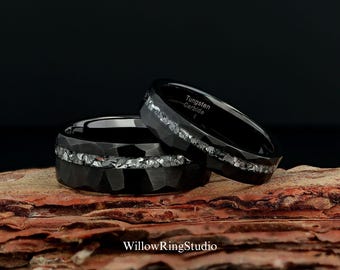 Meteorite Hammered Couples Black Tungsten Wedding Ring, Couples Wedding Band, Womens Wedding Ring, Mens Wedding Ring, 8mm/5mm