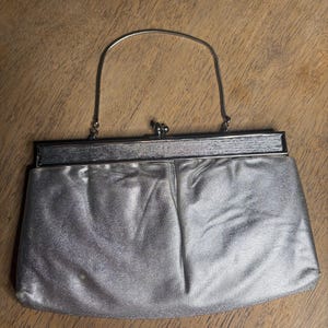 Vintage 1960s Andé Silver Metallic Evening Handbag with Metal Clasp, Retro 60s Purse