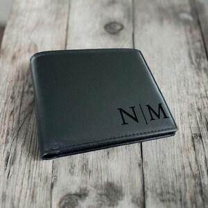 RFID Wallet Anniversary Gift for Him, Personalized Men's Wallet, Leather engraved wallet. Gift for Father's Day Brother Boyfriend Christmas.