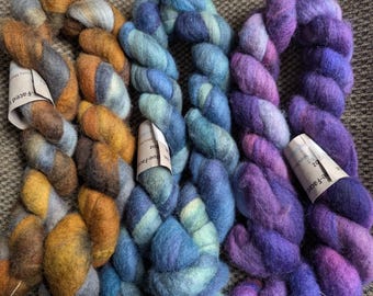 Hand dyed wool roving Blue Face Leicester, spin, felt