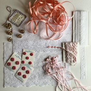 Kit De Couture, Accessoires De Couture, Ruban X, Surplus D'atelier, Mercerie,  Ruban, Boutons, Carte Vintage Crochet, Cadeau Couture, Fleur 