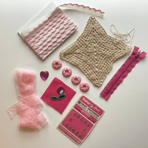 kit de couture, accessoires de couture, rubans vintage, rose, boutons, coeur, mercerie, ruban dentelle, accessoires de couture, cadeau