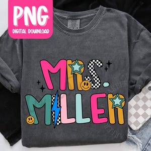 Benutzerdefinierte Lehrer Name PNG, personalisierte Lehrer Tshirt Design Digital Download, Retro Kariertes PNG Trendy Name Design - CTP01