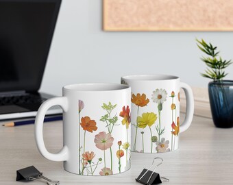 気まぐれなコスモスマグ | 花柄コーヒーカップ | ボタニカルティーマグ | コテージコアキッチンデコレーション | 自然愛好家へのギフト
