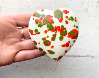 Vintage Splatter Paint Heart Box, Ceramic, Red, Olive Green, White, Heart Trinket Jewelry Gift Box, Gift for Her, Engagement Ring Proposal