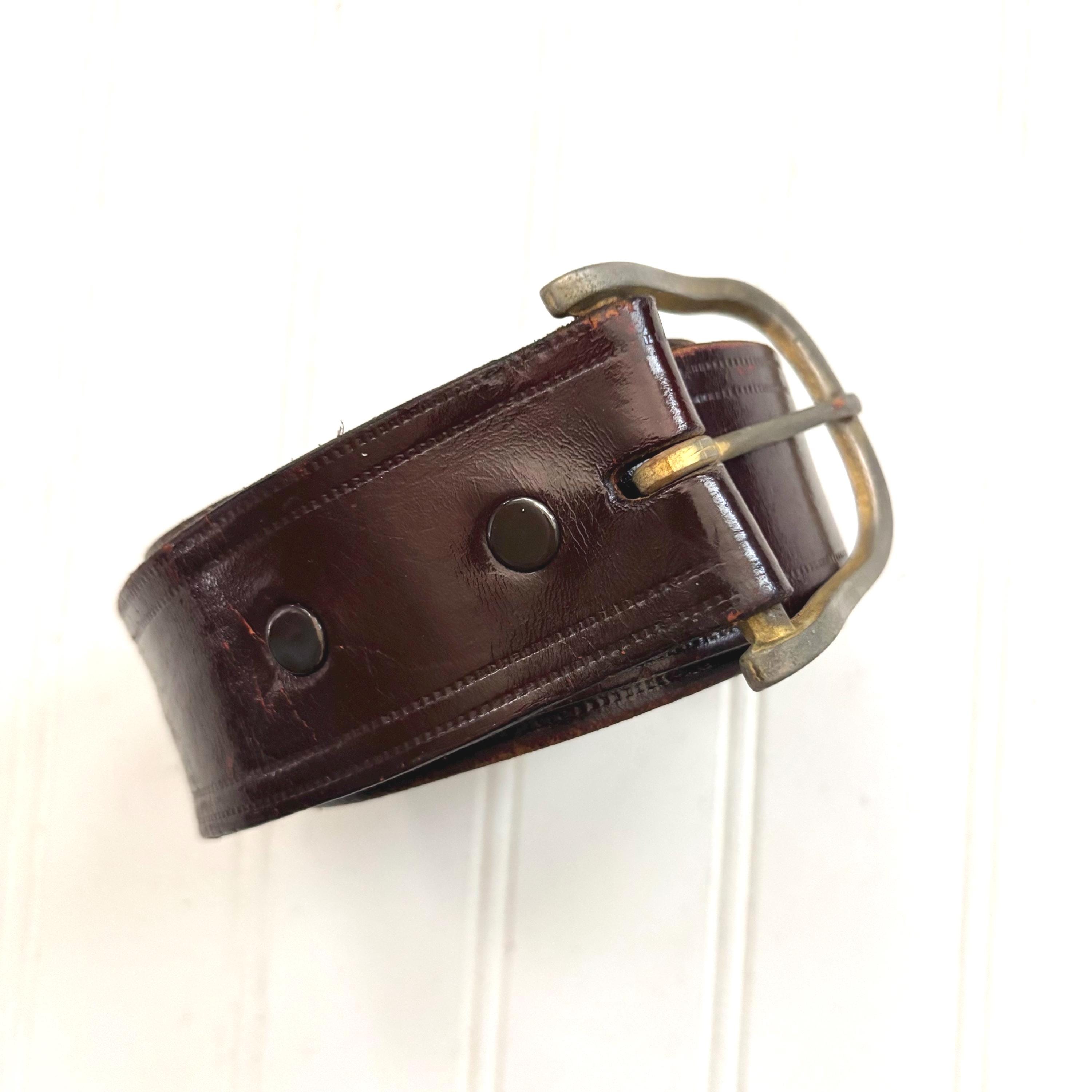 Vintage Taupey latte Brown leather belt with retro Gold Accent belt buckle. Taupe Leather Belt - Etsy main image 4