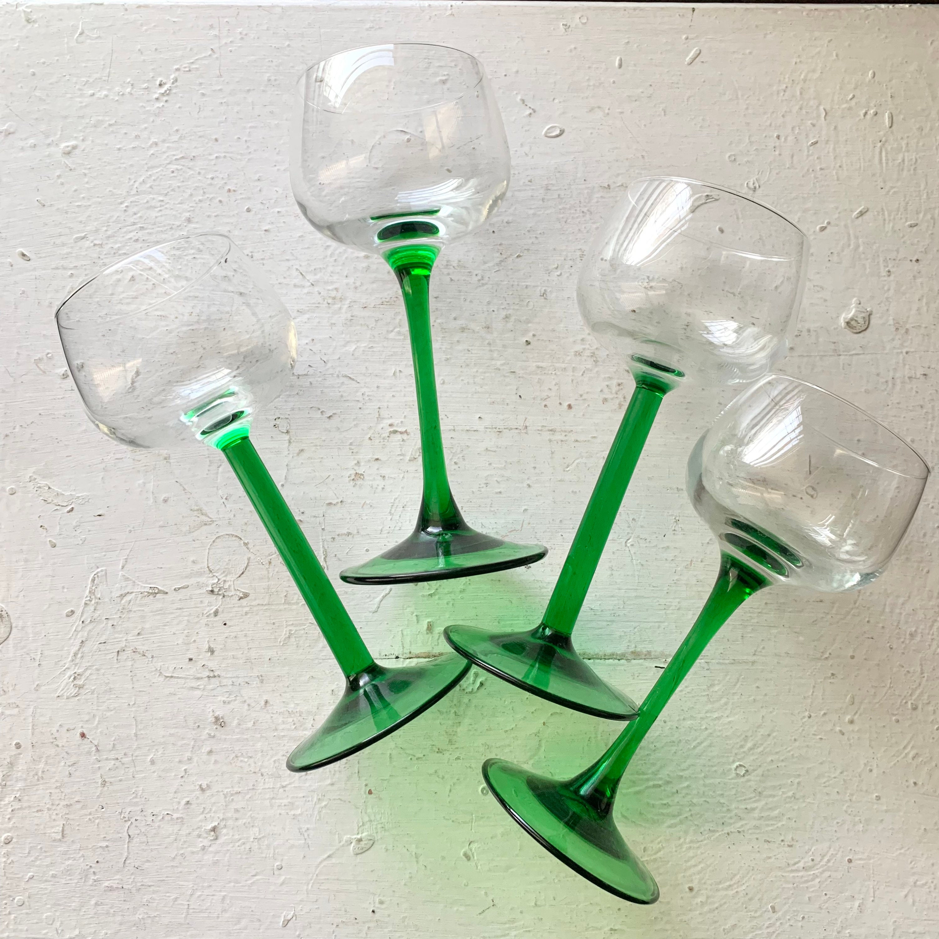Set of 4 Luminarc Wine Glasses Emerald Green Stems 6-1/2" Buy More Save More 