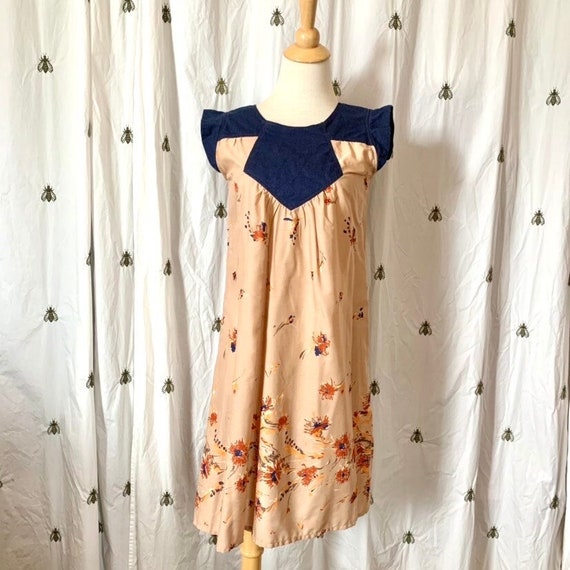 Size Small Vintage Peach Floral and Denim Dress, … - image 1