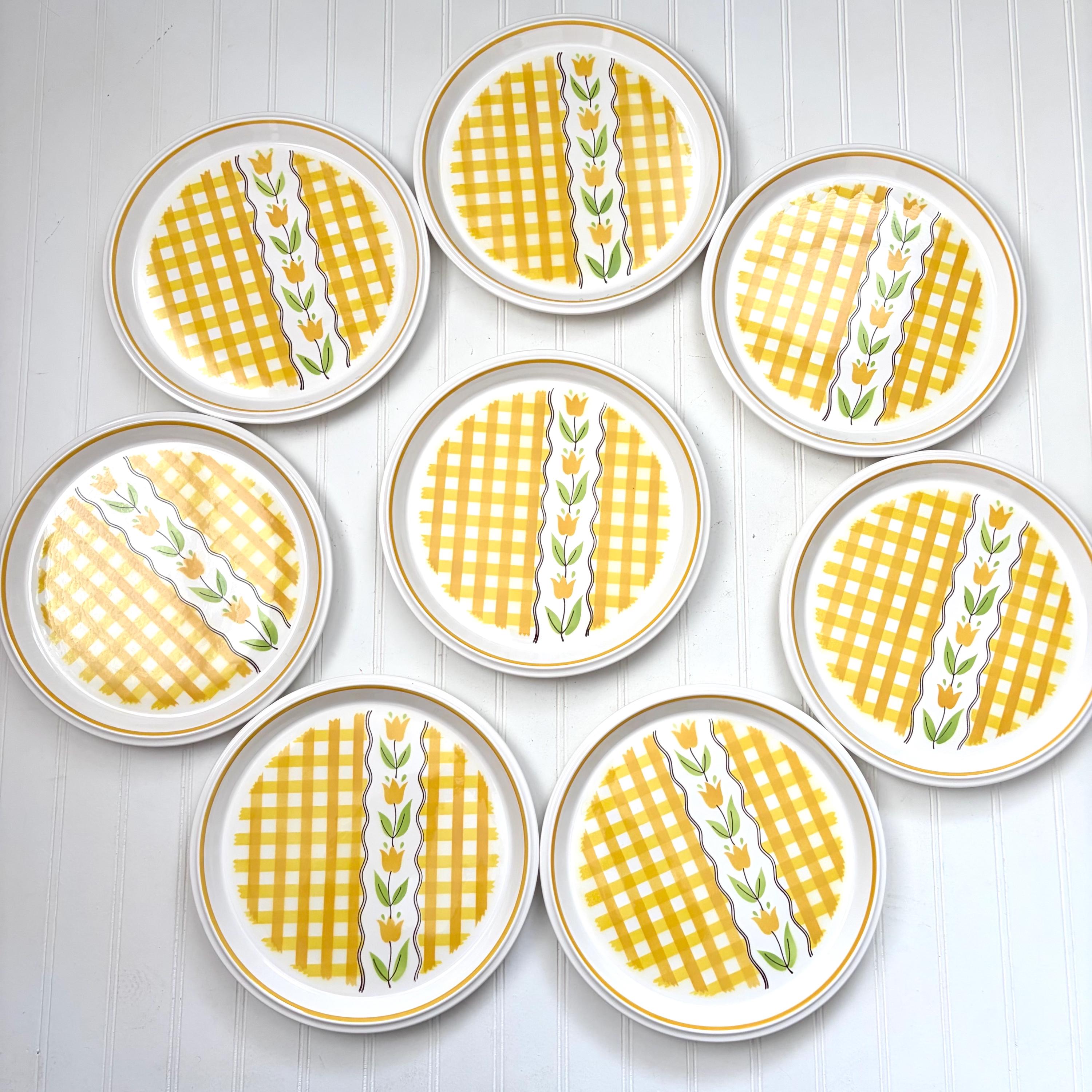 Vintage Mikasa Country Gingham Dinner Plates, Set of Eight, Yellow