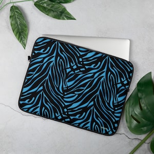 Minimalist Laptop Sleeve – Lightweight and Waterproof Protective Case, Ideal for Office, Travel, Students, Gift, Birthday, Christmas, Work