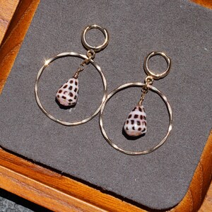 Boucles d'oreilles créoles en forme de coquillage conique hébraïque, bijoux d'Oahu en plaqué or 14 carats, pendants en forme de coquillage martelé