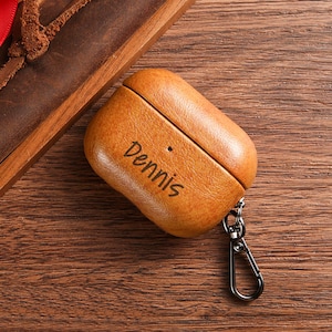 Personalisierte Kopfhörerhülle aus echtem Leder - Kompatibel mit AirPods Pro und AirPods