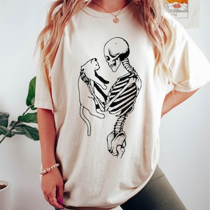 Comfort Colors Skeleton Cat Shirt, Cat Halloween Shirt, Skeleton Halloween Tee, Fall Graphic Tshirt, Cat Lover Halloween Gift, Cat Mom Shirt