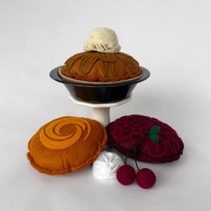 Felt Pie Filling Variety Set Autumn Pies: Pretend Play Food for Kids