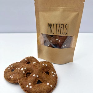 Felt Pretzels, Felt snack, Felt Play Food, Play Food Set, Toy Kitchen food, dramatic play, kids toy