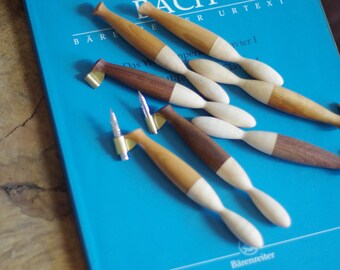 Calligraphy oblique pen : wooden two tone of maple and walnut