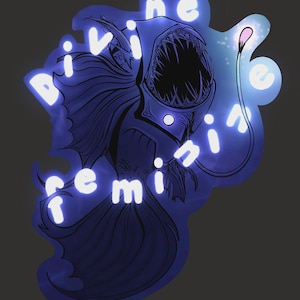 Göttlich feminine Vinyl-Aufkleber | Witchy Biolumineszierender Anglerfisch | Weibliche Kraft & Licht in der Dunkelheit