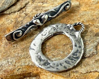 Round Toggle Clasp with Dancing Heart Bar, Sterling Silver, CatD-767