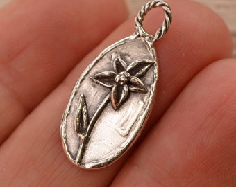 Flower on Oval Charm, Sterling Silver, Etched Love, CatD-1058