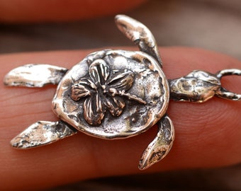 Hibiscus Sea Turtle, Sterling Silver Pendant or Charm, CatD-854