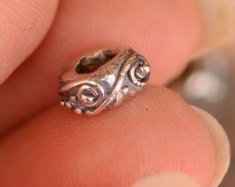 Artisan Slider Bead, Spirals Dotted Sterling Silver, CatD-552 (ONE)