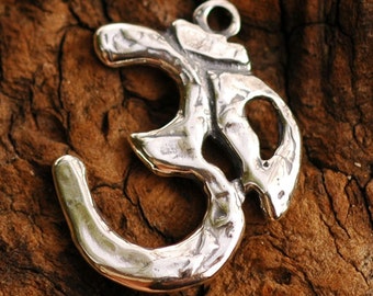 Signature Om Pendant in Sterling Silver, CH-525