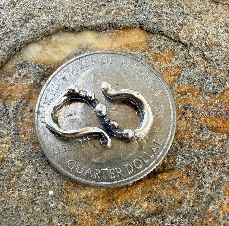 Gepunkteter S-Hakenverschluss aus Sterlingsilber, SH1 Bild 5
