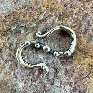 Gepunkteter S-Hakenverschluss aus Sterlingsilber, SH1 Bild 3