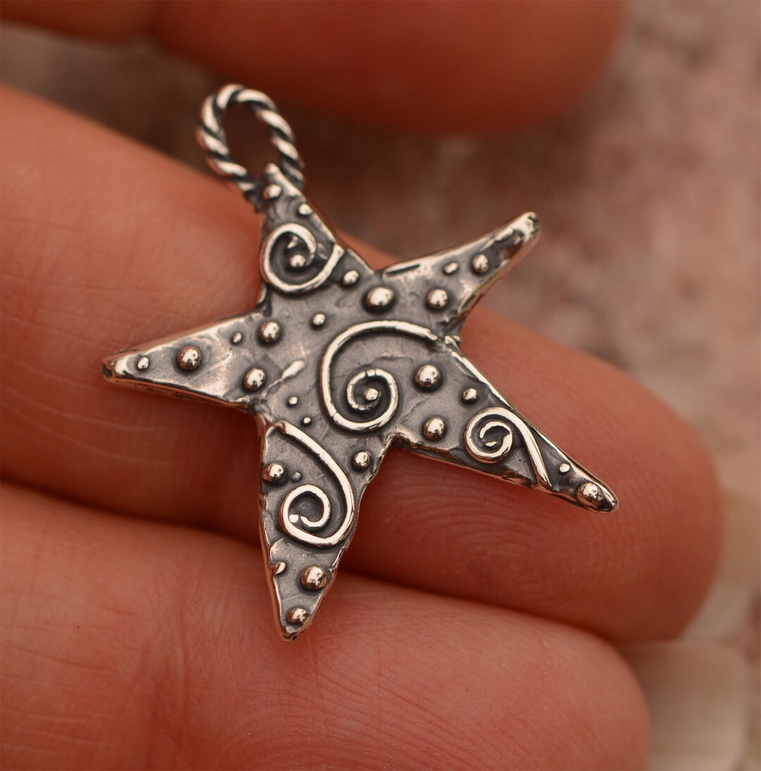 STAR CHARM