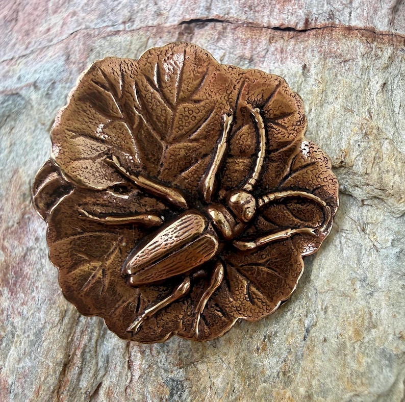 Bug Leaf Button, Vintage Reproduction in Copper Bronze - Etsy