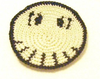 Skull smiley in ivory and black
