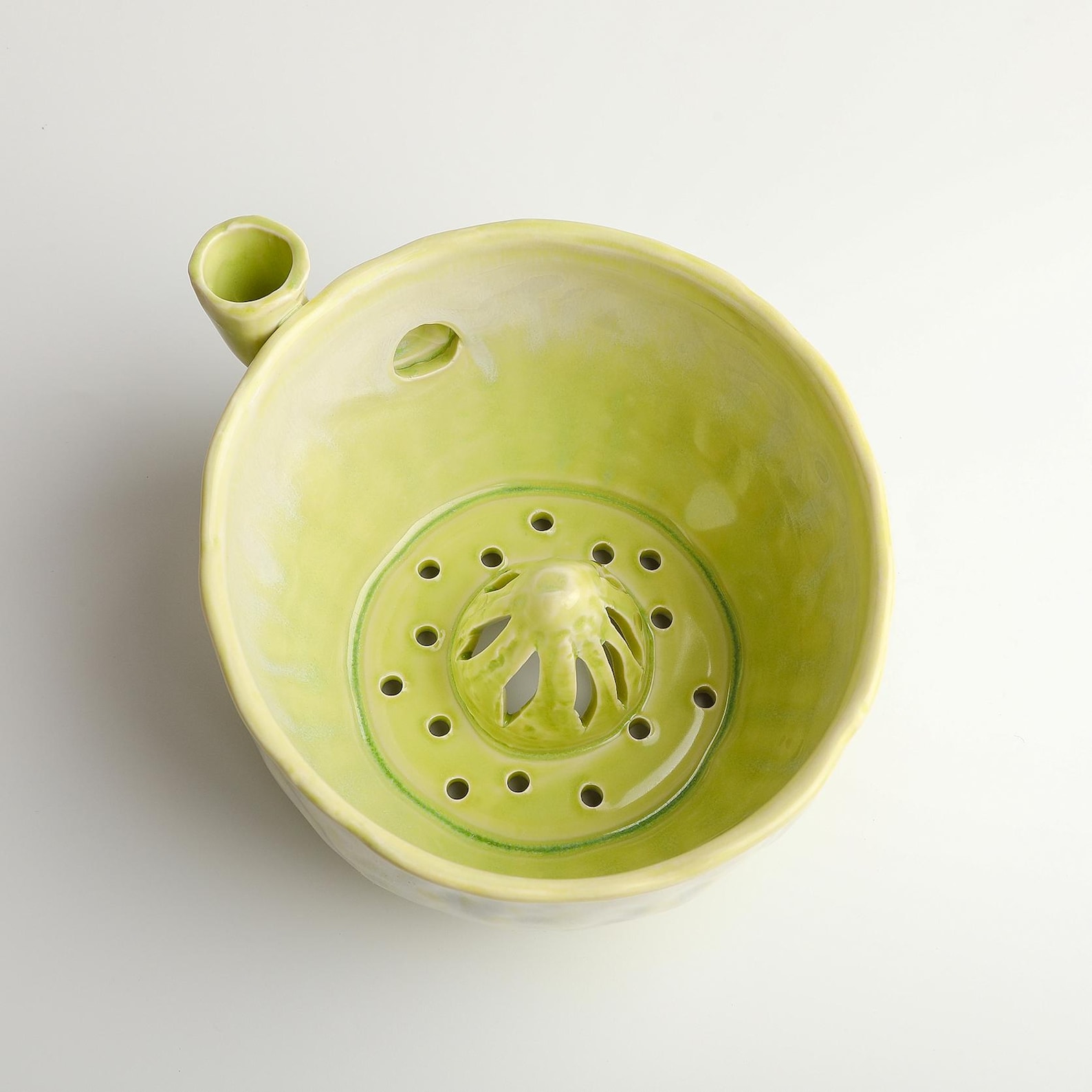 Ceramic Berry Washing Bowl, Green Vortex Fruit Rinse Bowl, Kitchen Colander, Housewarming Gift for Her - Single Size