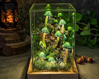Green Forest Handmade Mushroom Lamp, Whimsigoth Decor, Bedroom Decor, Art Deco Lamp, Cottagecore