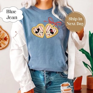 Coquette bow Disney locket Valentine Baby tee, Mickey Minnie Disney couple WDW Disneyland sweethearts nite Croptop Baby Tee womens T-shirt