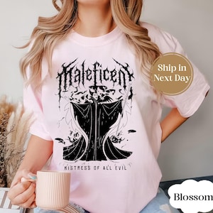 Retro Disney Maleficent Sleeping Beauty Portrait Shirt, Disney Villains T-shirt, Magic Kingdom, Disney Halloween, Disneyland Trip Tee