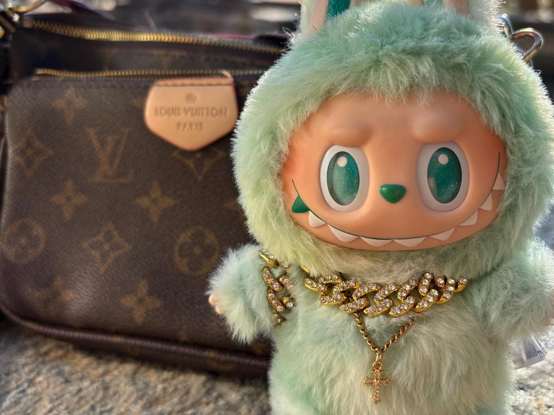 Labubu エルマスピンクC グッチ白 Labubu Gucci - Etsy