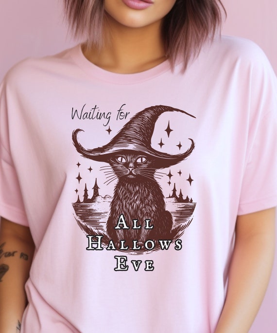 Camiseta de Halloween de Gato Negro: Esperando la víspera de Todos