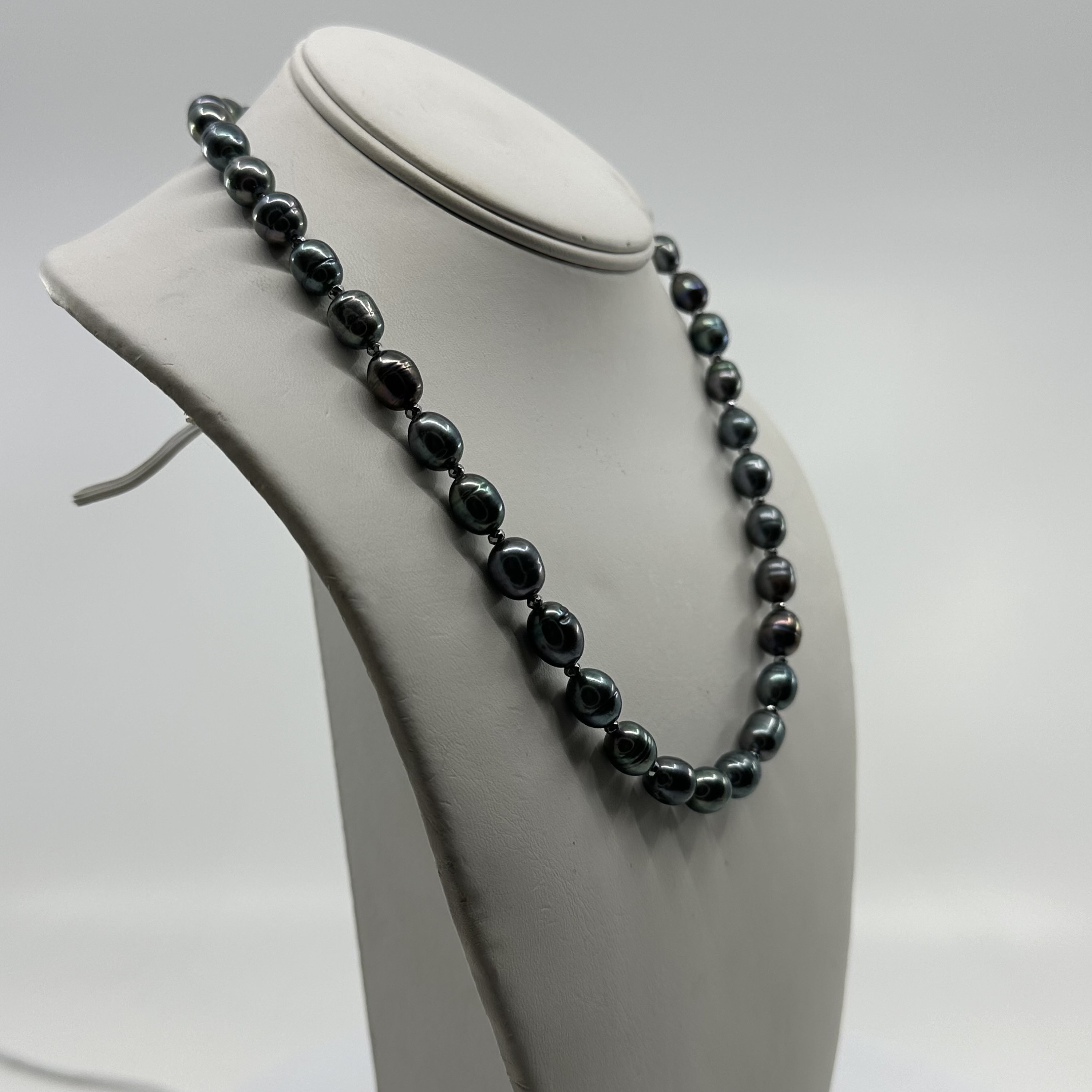 正規品・関税込み◆HEI◆ESSENTIAL OVAL PEARL NECKLACE il_fullxfull.6099620635_j441.jpg