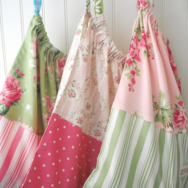Drawstring carry all bag - Green cabbage rose bag //ready to ship