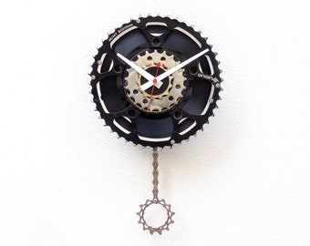 Bike Gear Clock, cycle, cyclist, bicycle, unique, repurpose, Recycle, reuse, upcycle, reclaim, pendulum, 45, vinyl, record, chain, time, cog