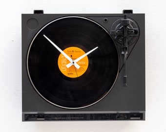 Recycled Turntable Clock, music, record, album, player, upcycle, reuse, repurpose, reuse, wall, vinyl, LP, vintage, antique, battery, audio,